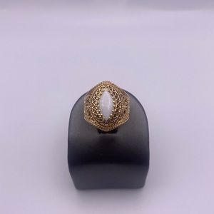 10k yellow gold Australian Opal ring